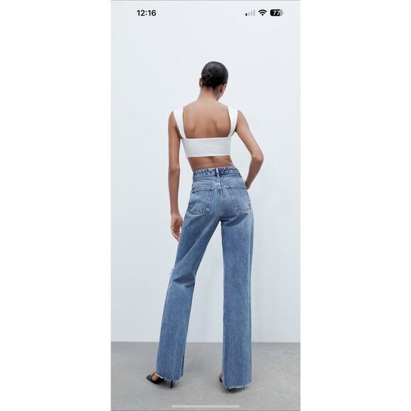 Zara Distressed Knee Jeans - Picture 3 of 7